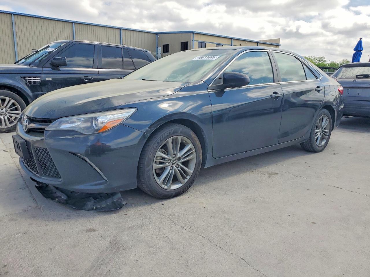 2015 TOYOTA CAMRY