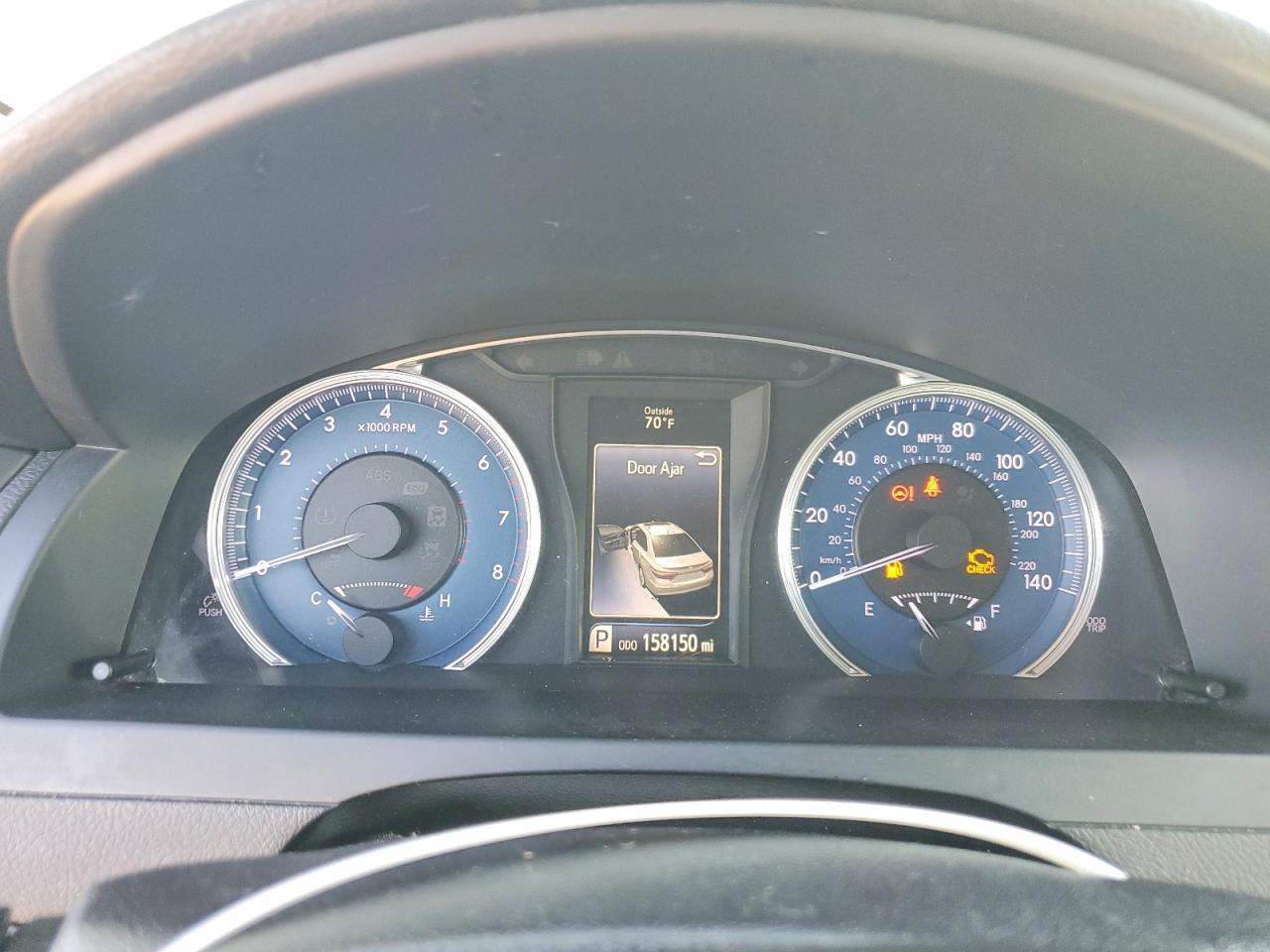2016 TOYOTA CAMRY