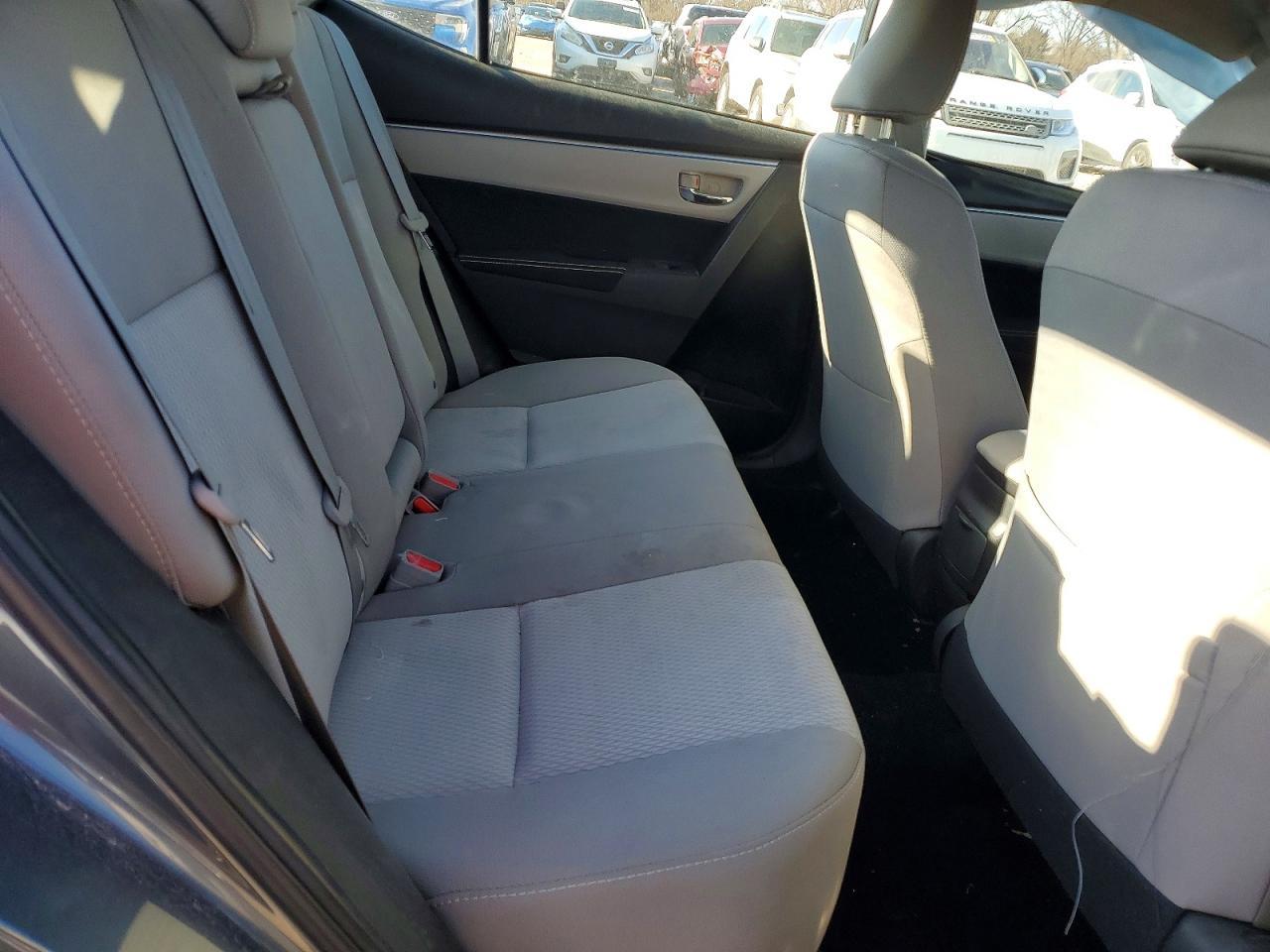 2015 TOYOTA COROLLA