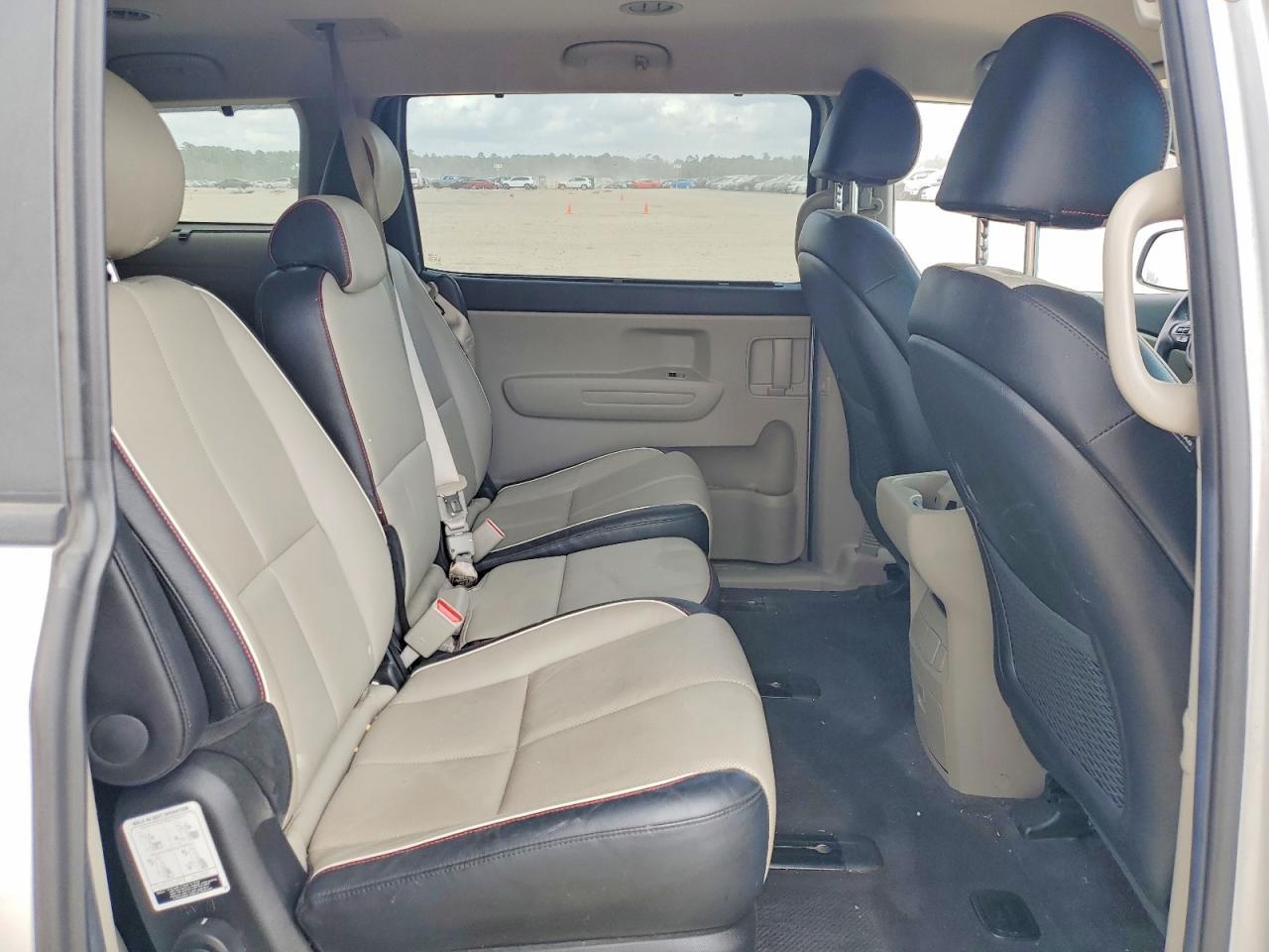 2020 KIA SEDONA