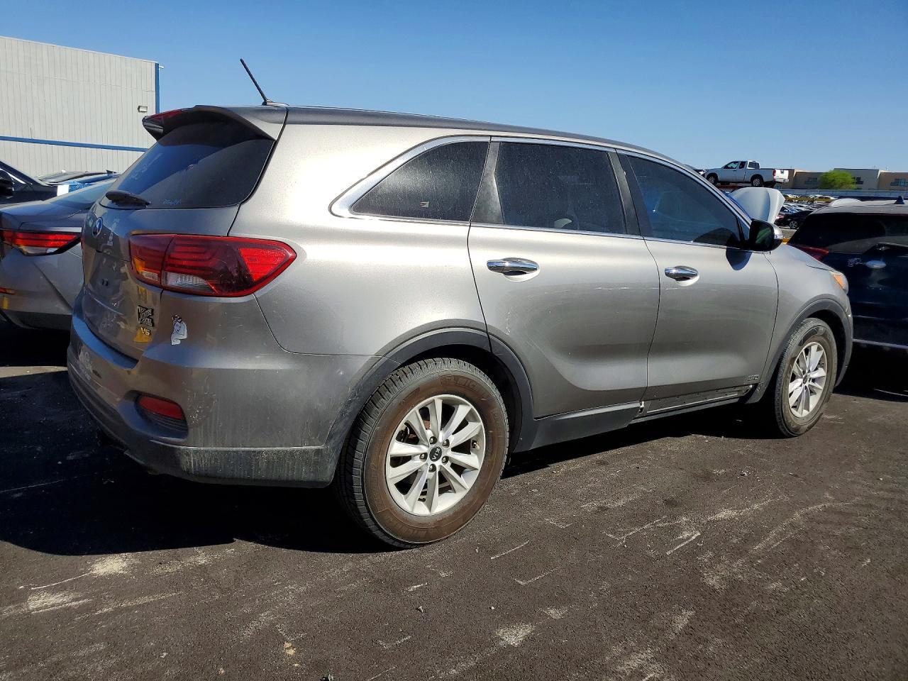 2019 KIA SORENTO
