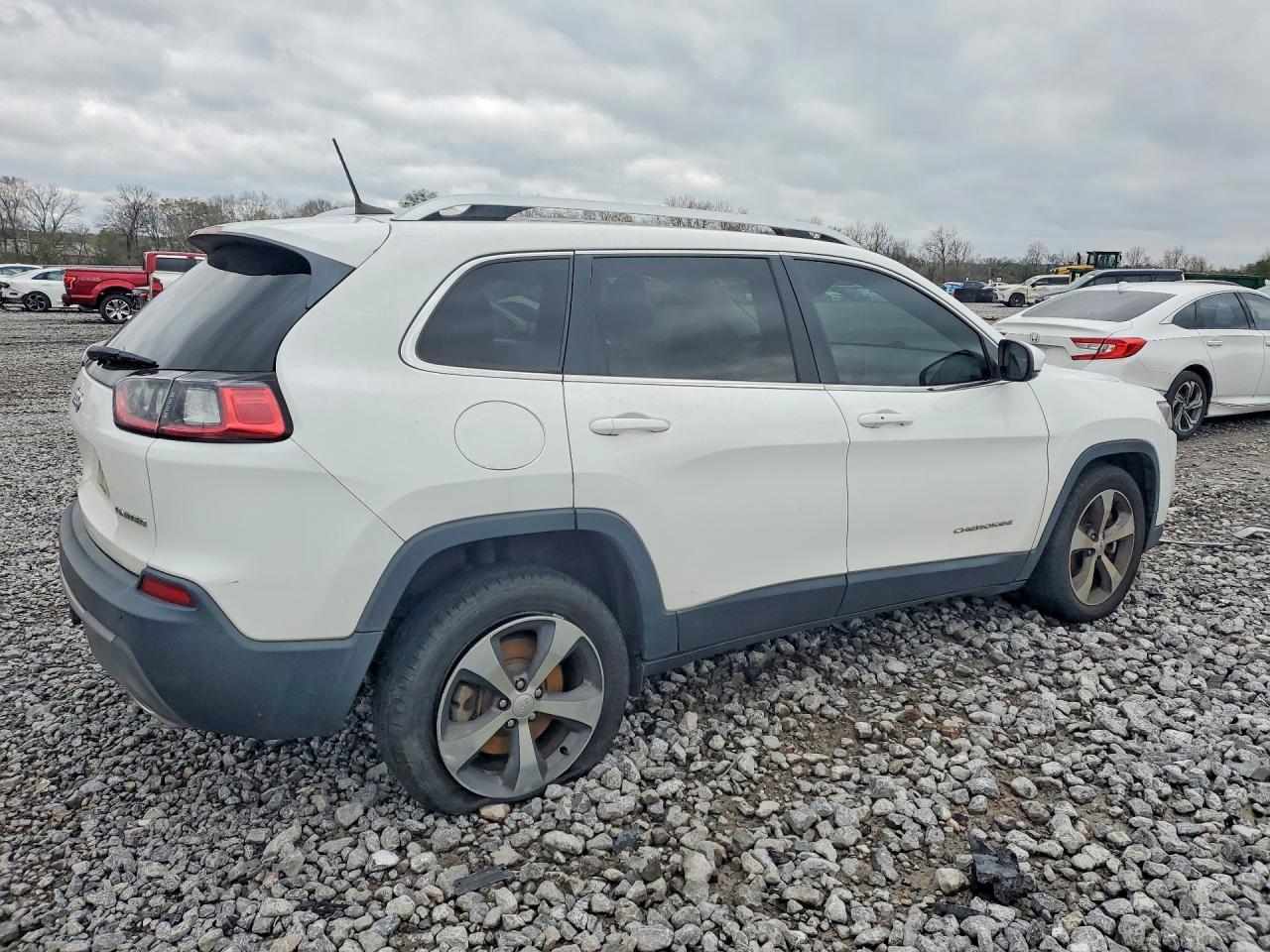 2019 JEEP CHEROKEE