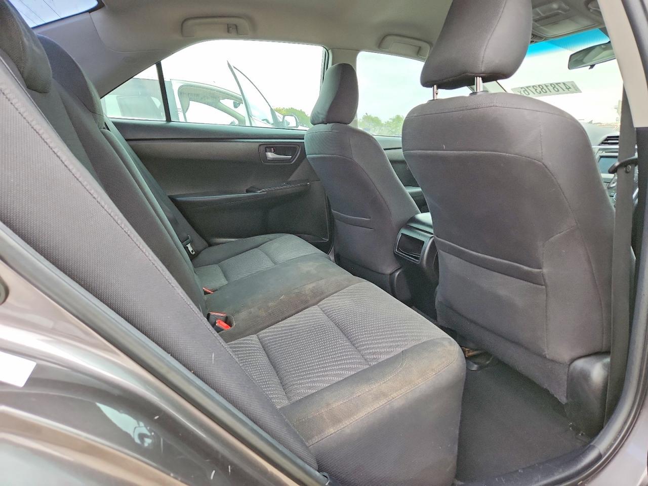 2016 TOYOTA CAMRY