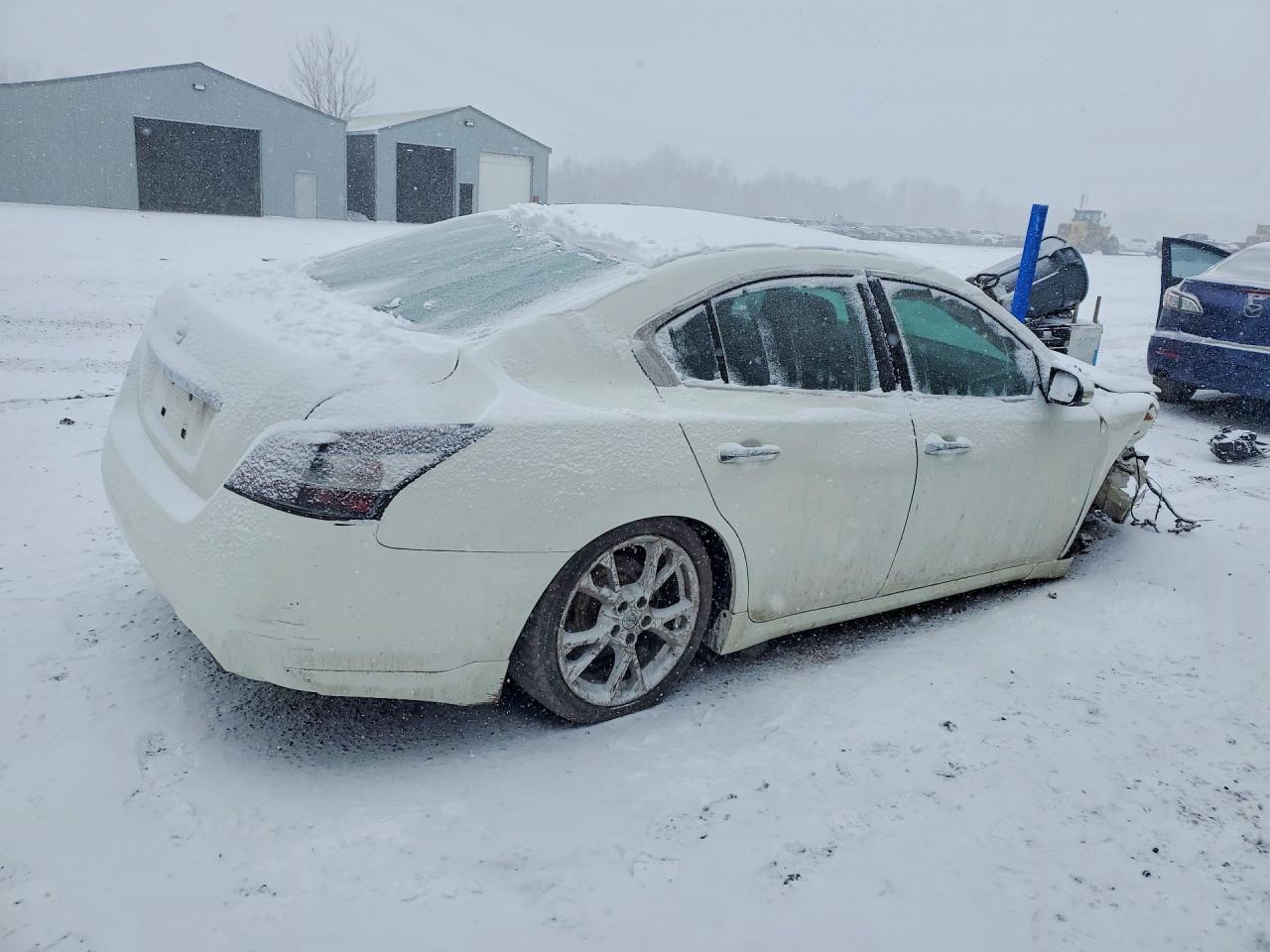 2013 NISSAN Maxima