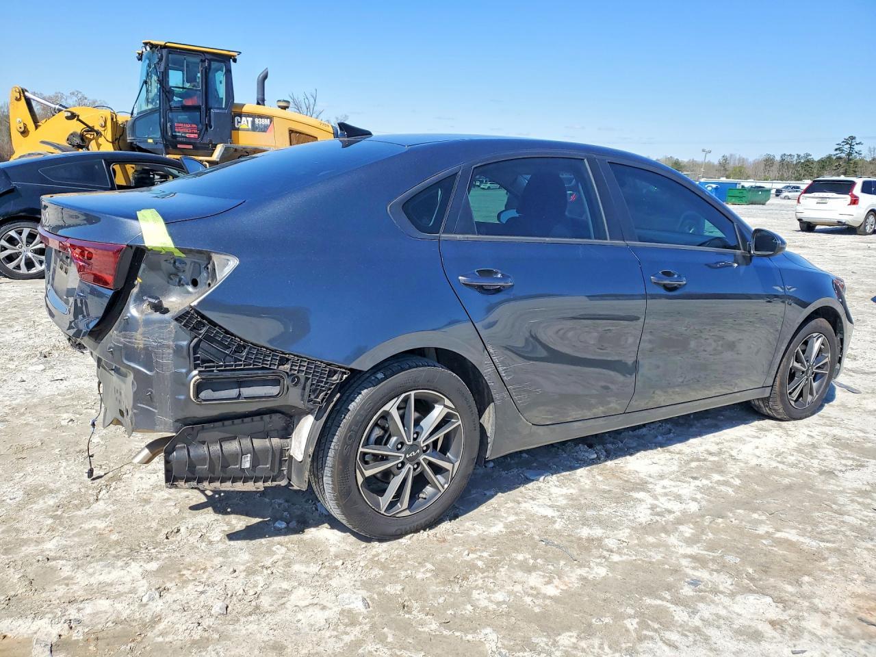 2023 KIA FORTE
