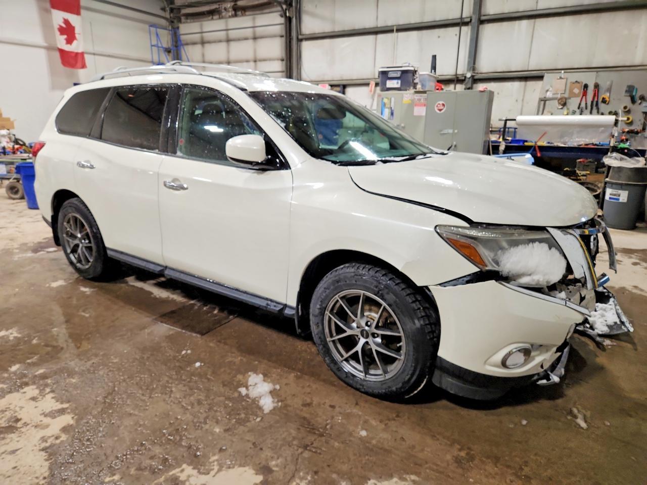 2016 NISSAN PATHFINDER