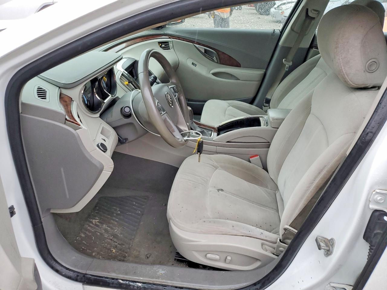 2010 BUICK LACROSSE