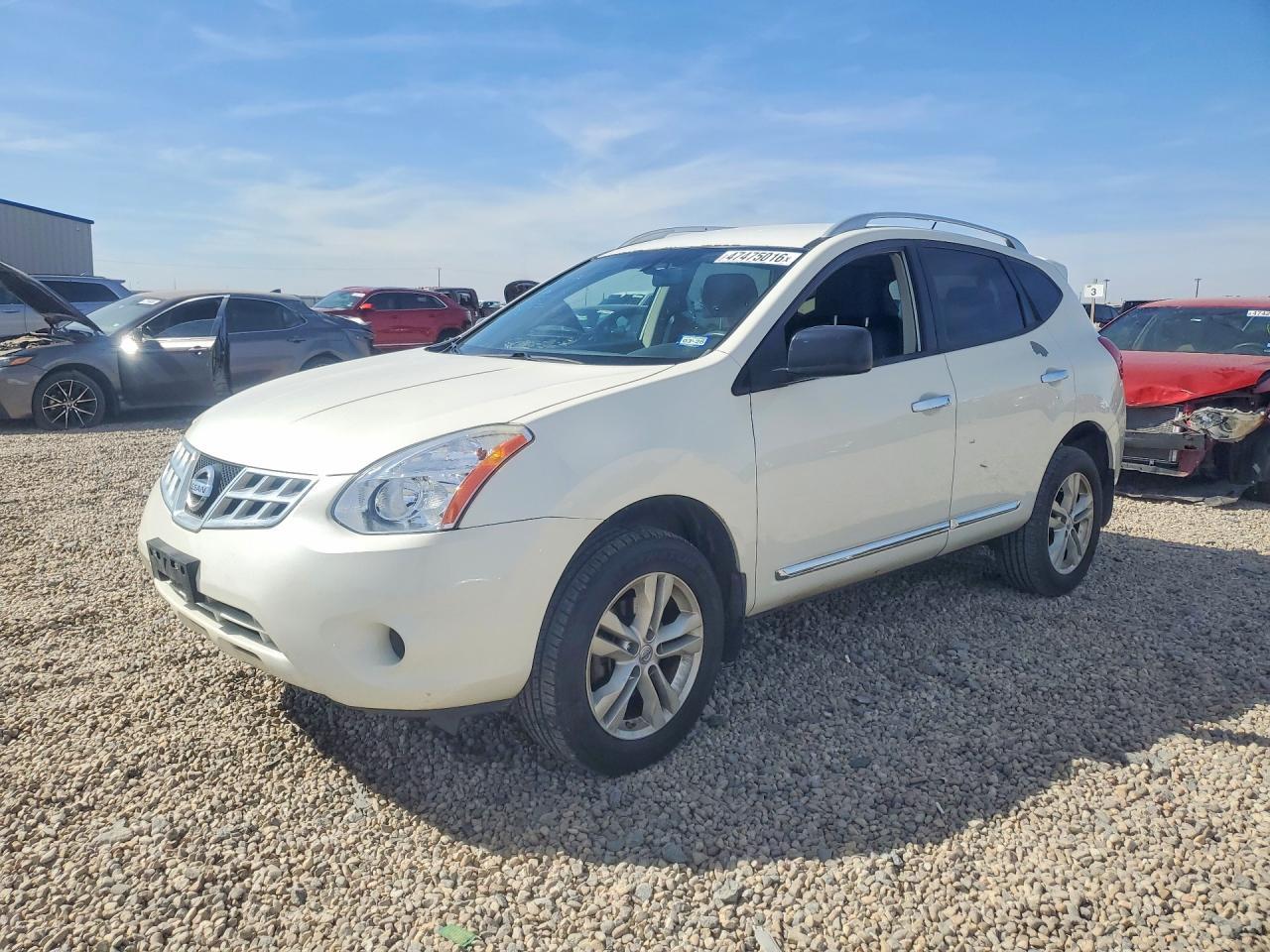 2015 NISSAN ROGUE