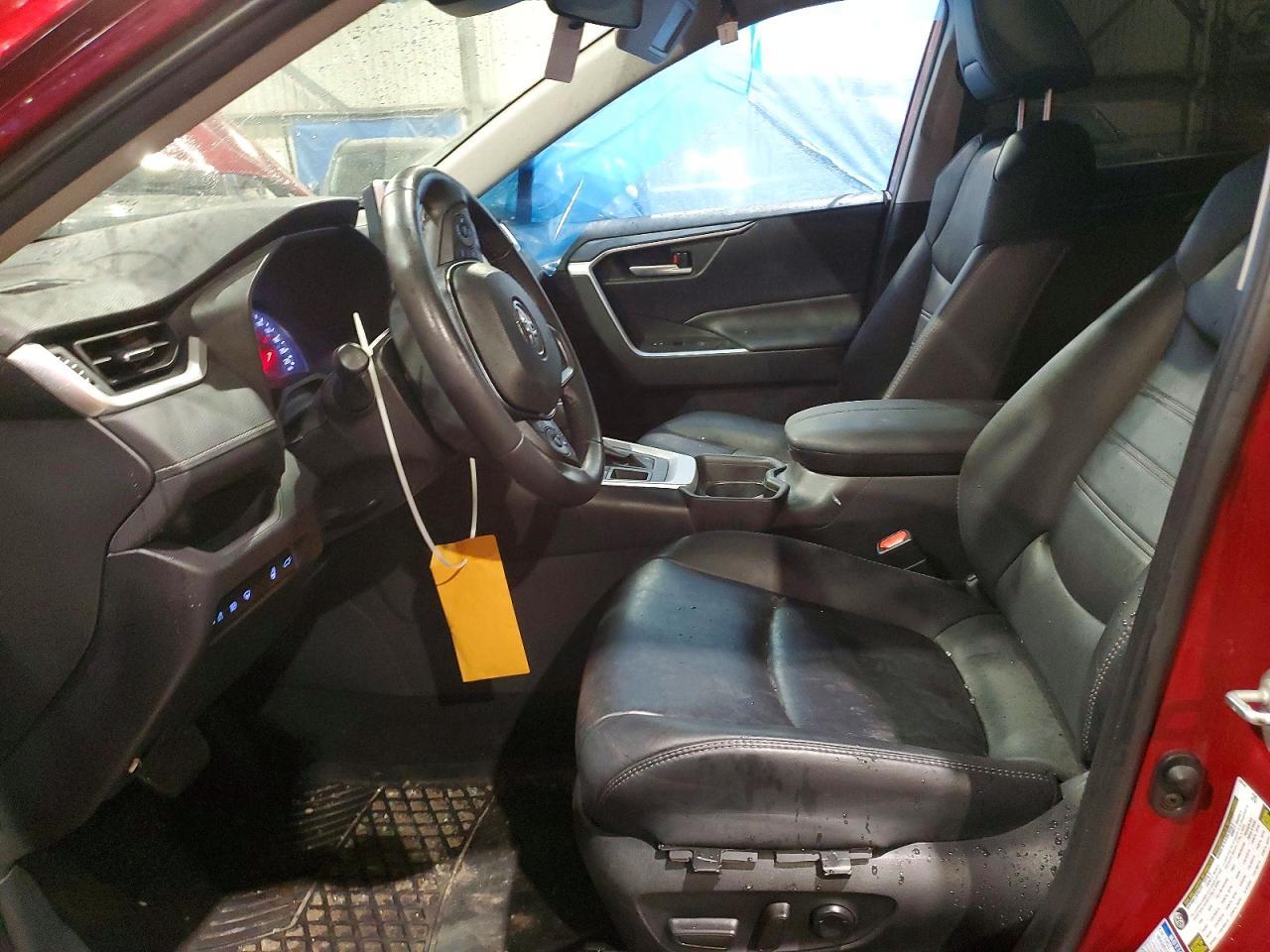 2019 TOYOTA RAV4