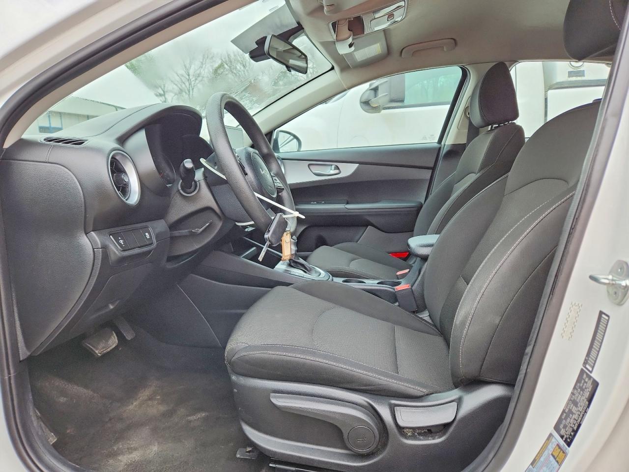 2023 KIA FORTE