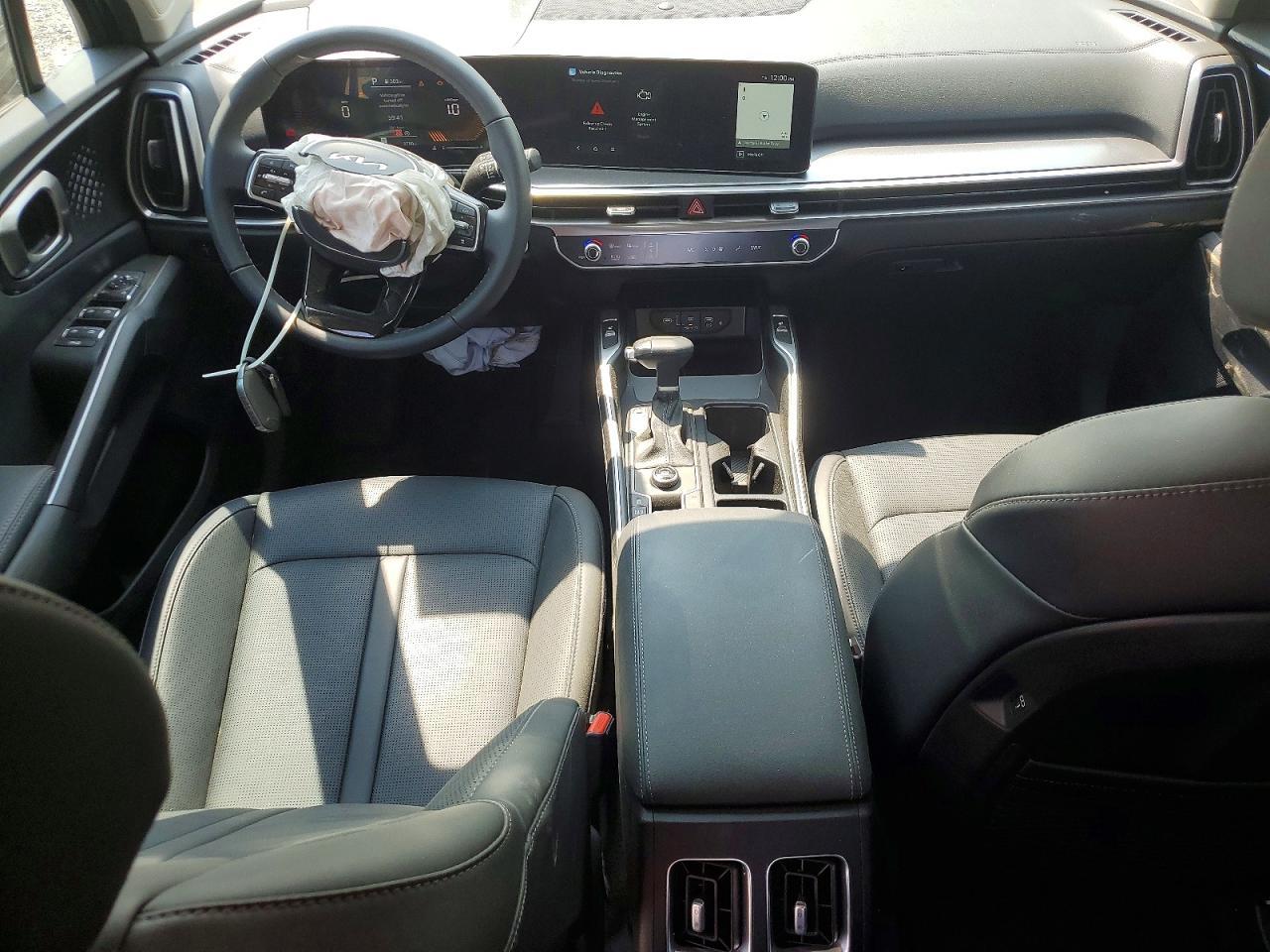2025 KIA SORENTO