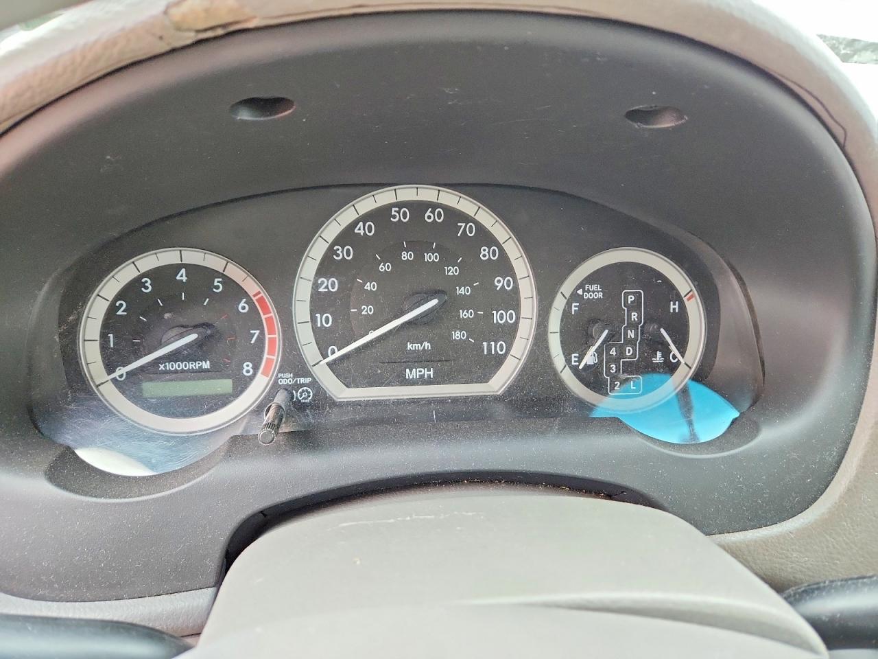 2004 TOYOTA SIENNA