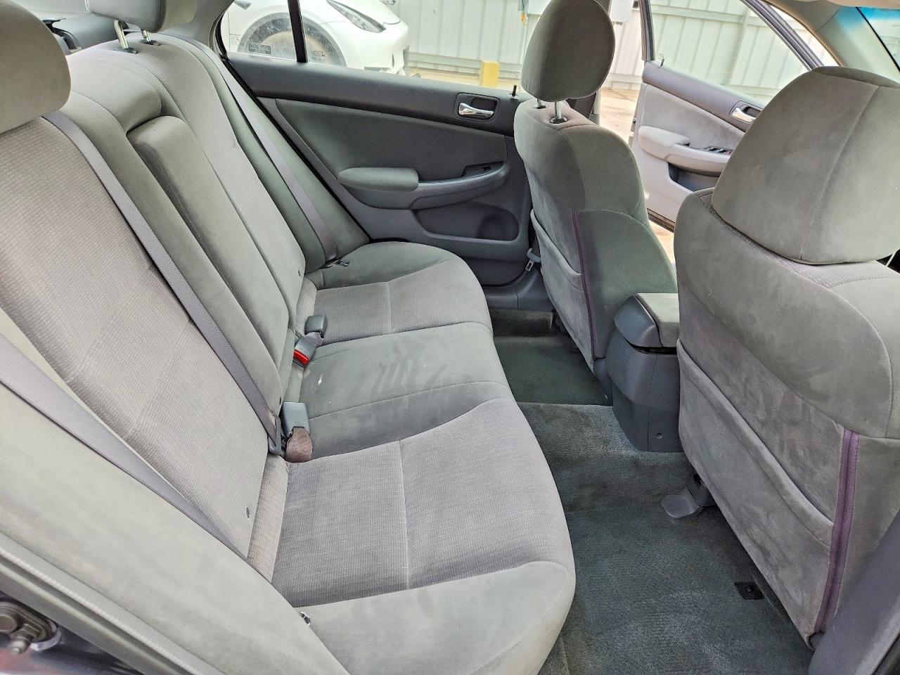 2004 HONDA ACCORD