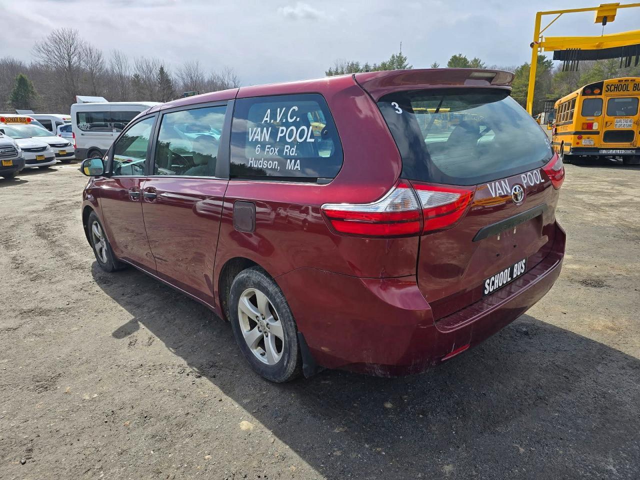 2016 TOYOTA SIENNA