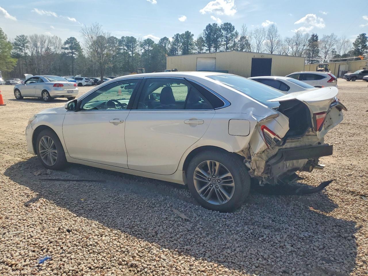 2017 TOYOTA CAMRY