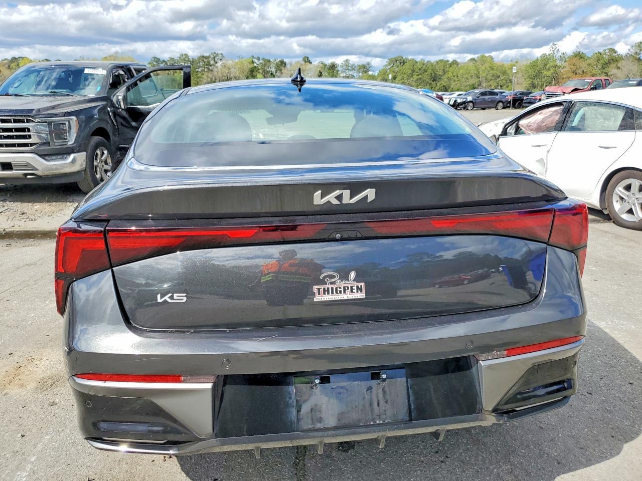 2025 KIA K5