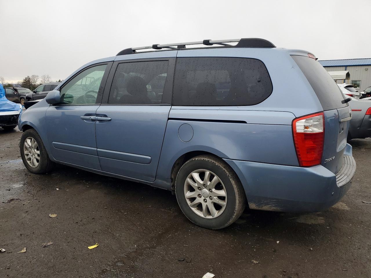 2008 KIA SEDONA
