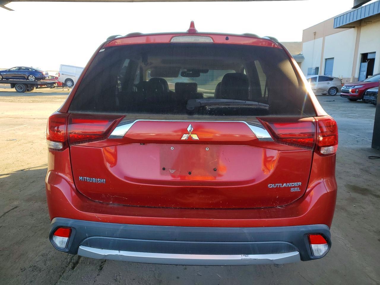 2017 MITSUBISHI outlander