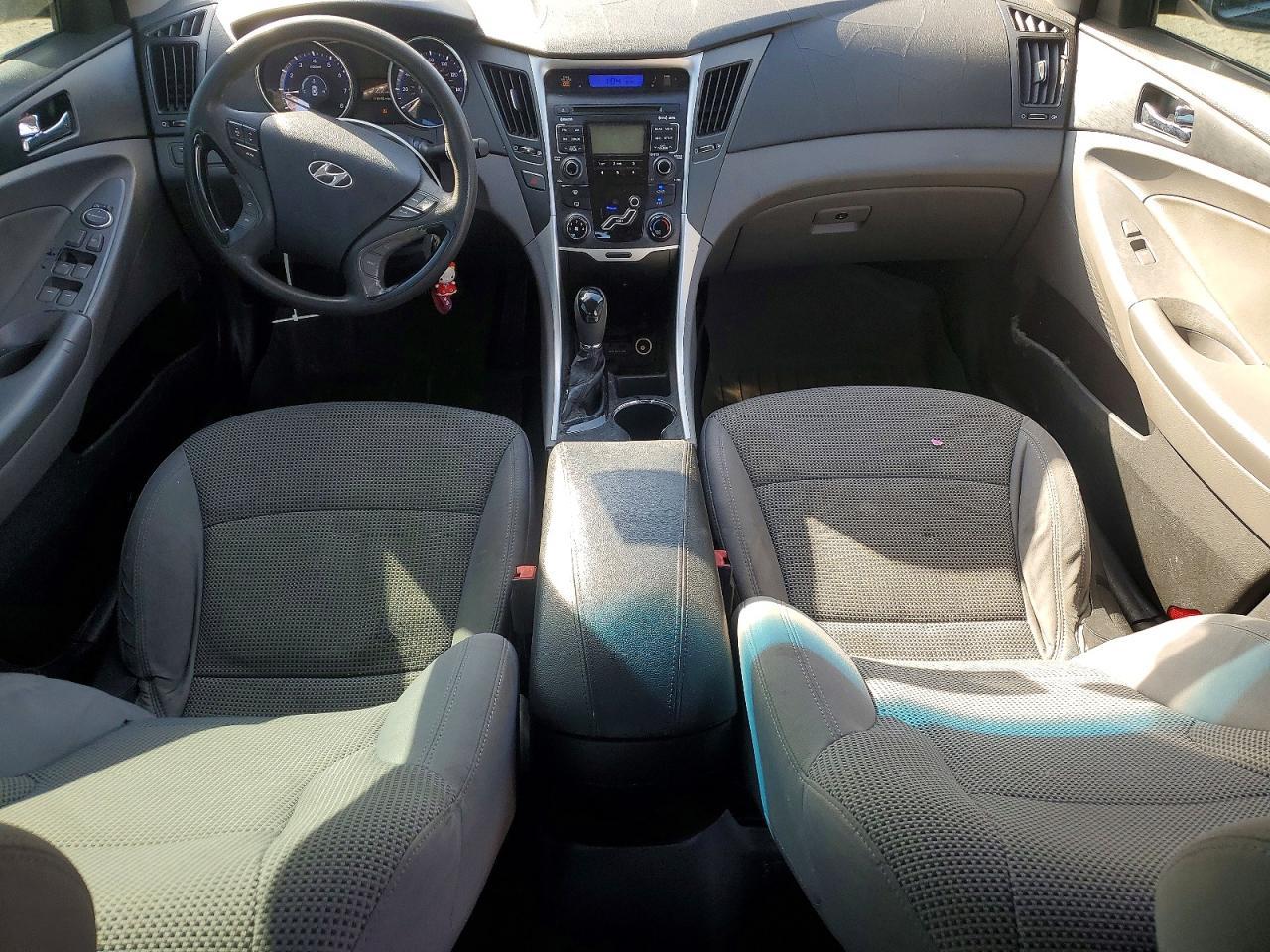 2011 HYUNDAI SONATA