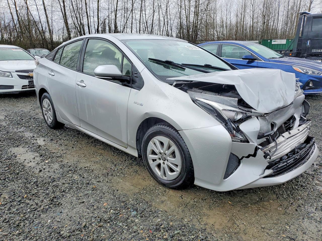2016 TOYOTA PRIUS