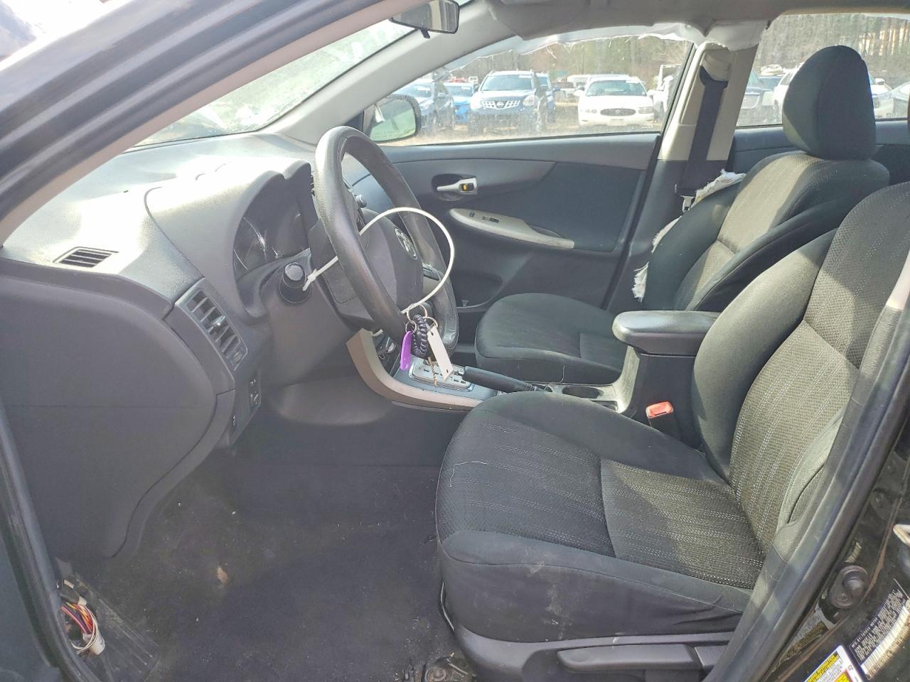2011 TOYOTA COROLLA