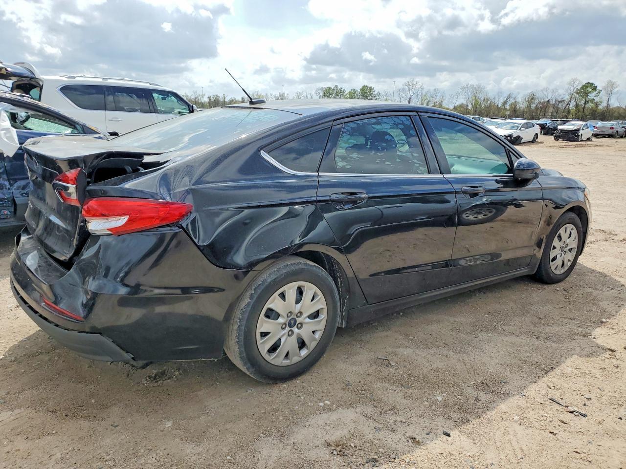 2019 FORD FUSION