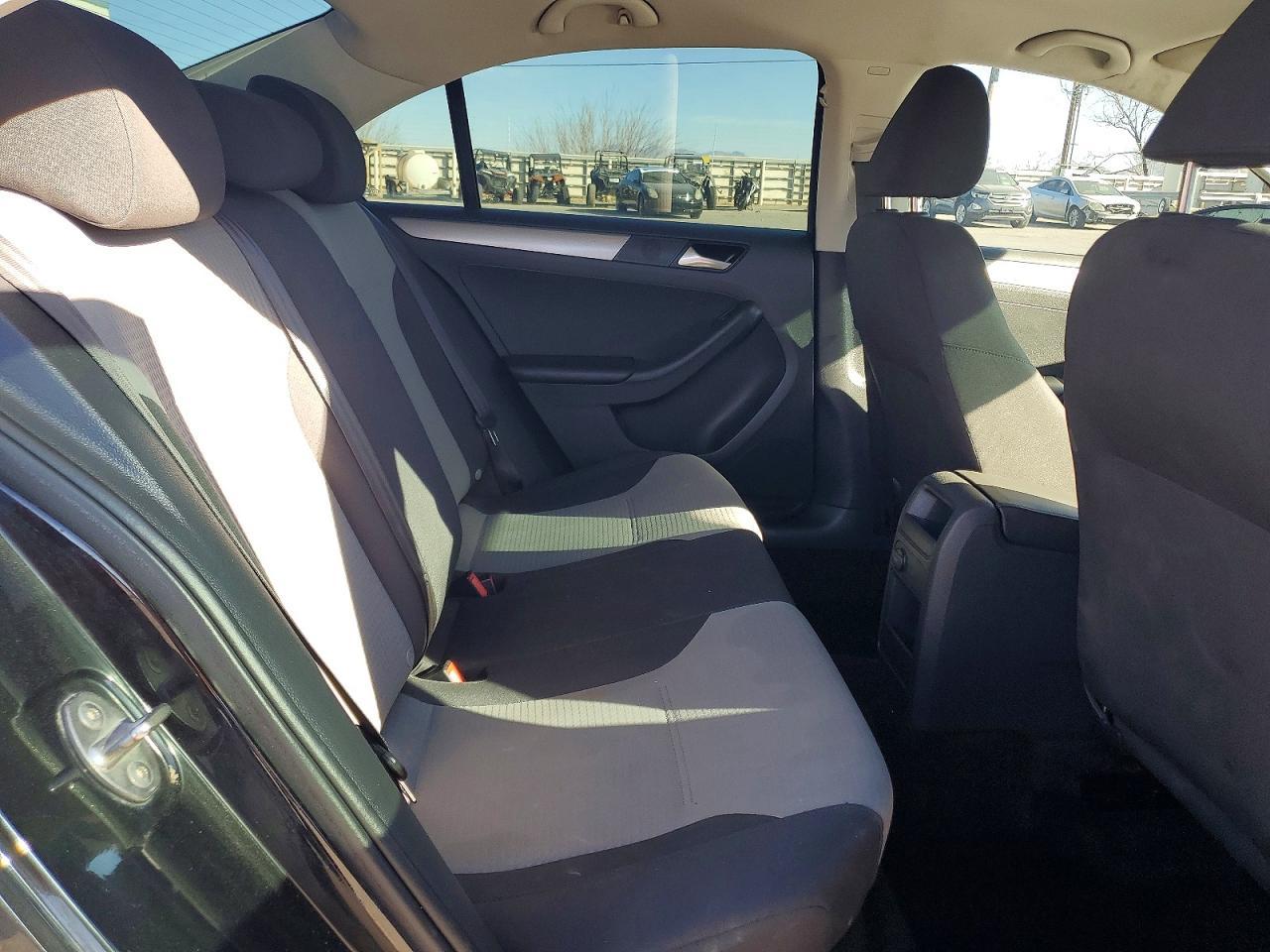 2017 VOLKSWAGEN JETTA