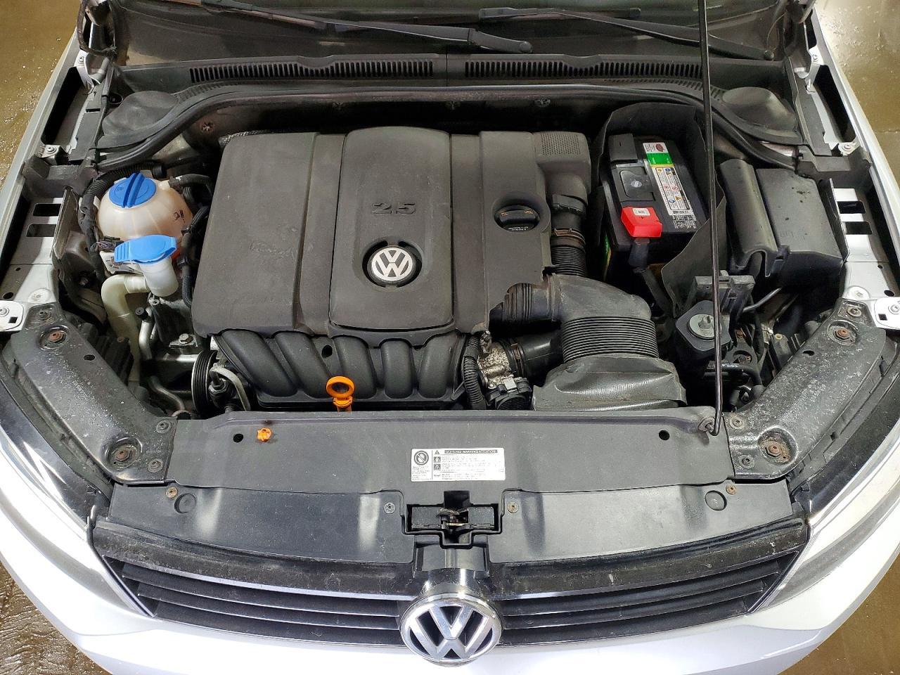 2012 VOLKSWAGEN JETTA