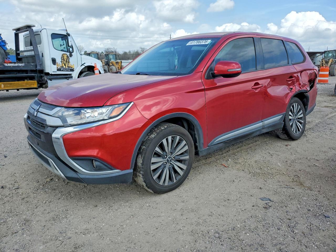 2019 MITSUBISHI outlander