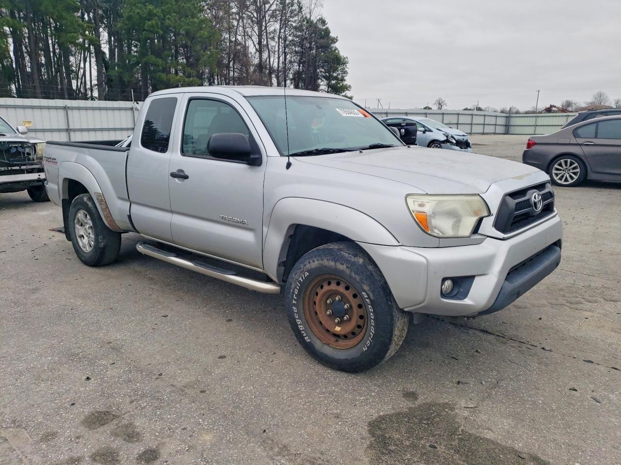2012 TOYOTA TACOMA