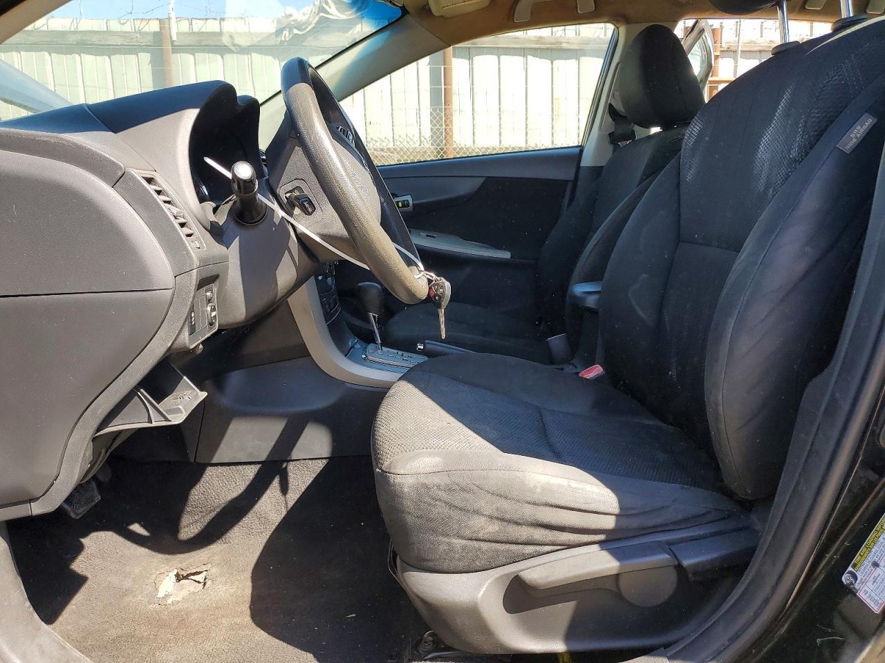 2011 TOYOTA COROLLA