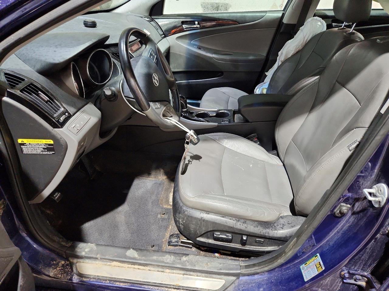 2013 HYUNDAI SONATA
