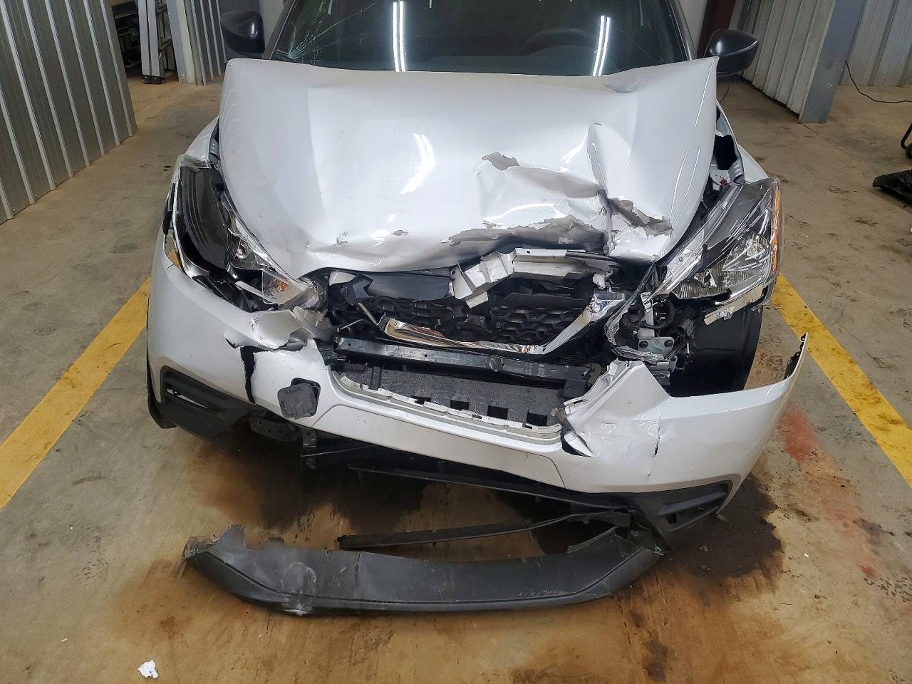 2018 NISSAN KICKS