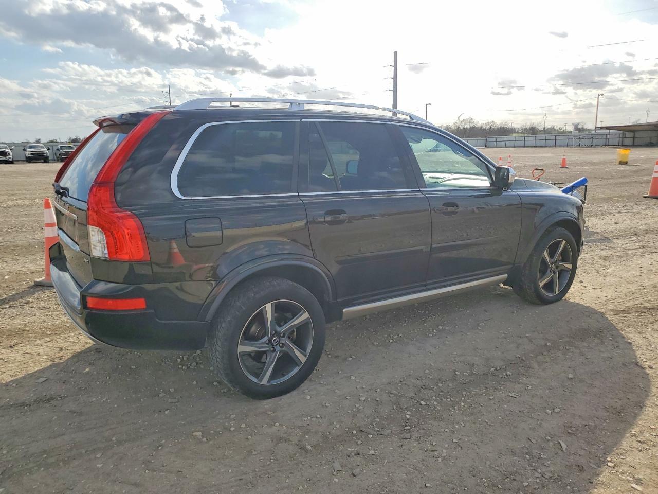 2014 VOLVO XC90