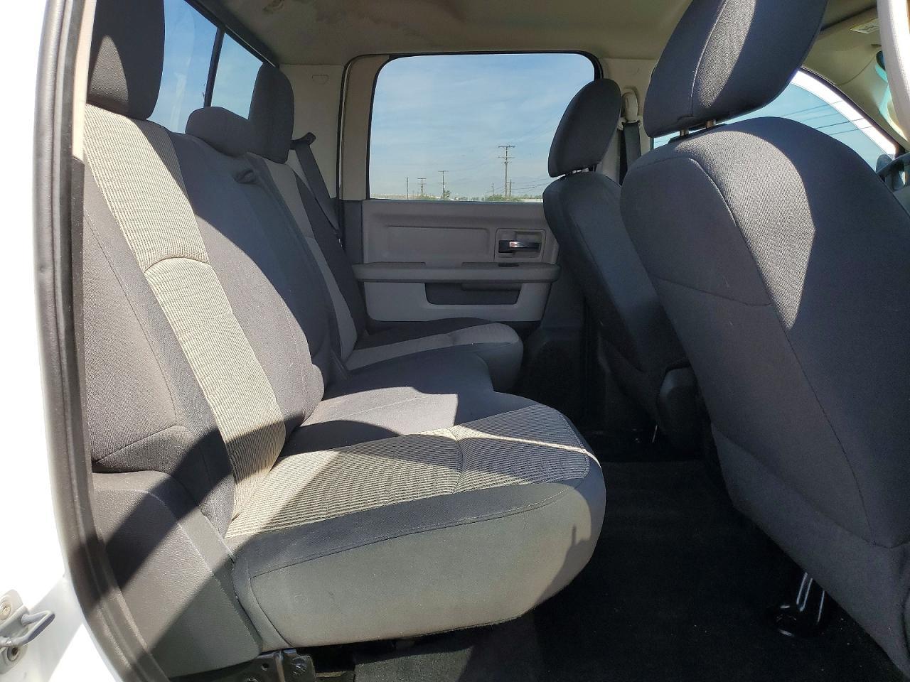 2011 DODGE Ram 2500