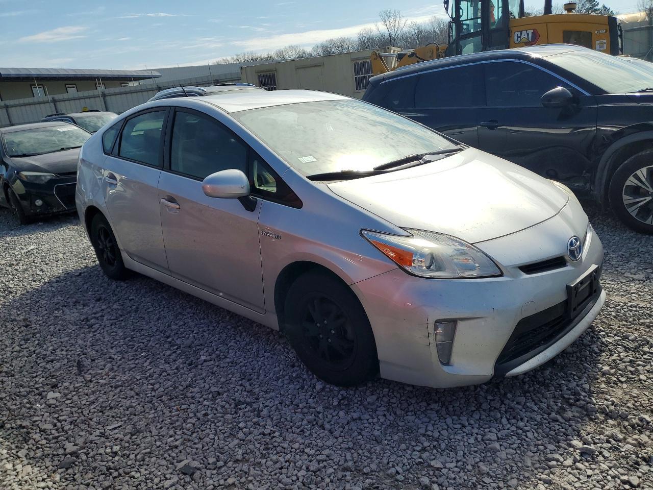 2014 TOYOTA PRIUS