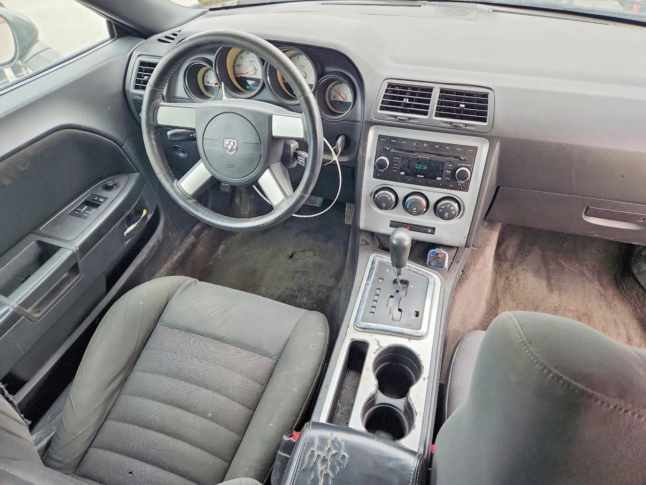 2009 DODGE Challenger