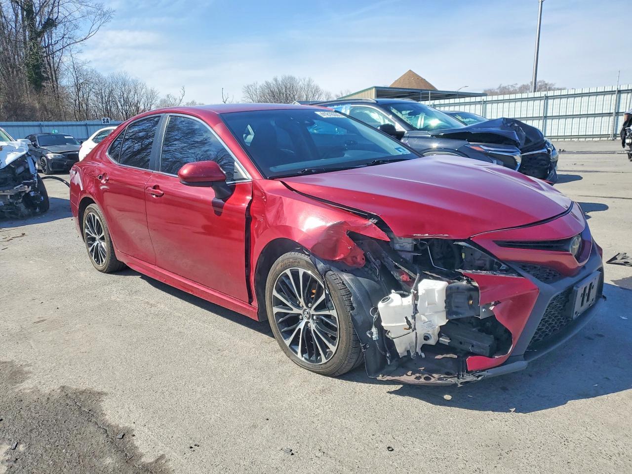 2018 TOYOTA CAMRY