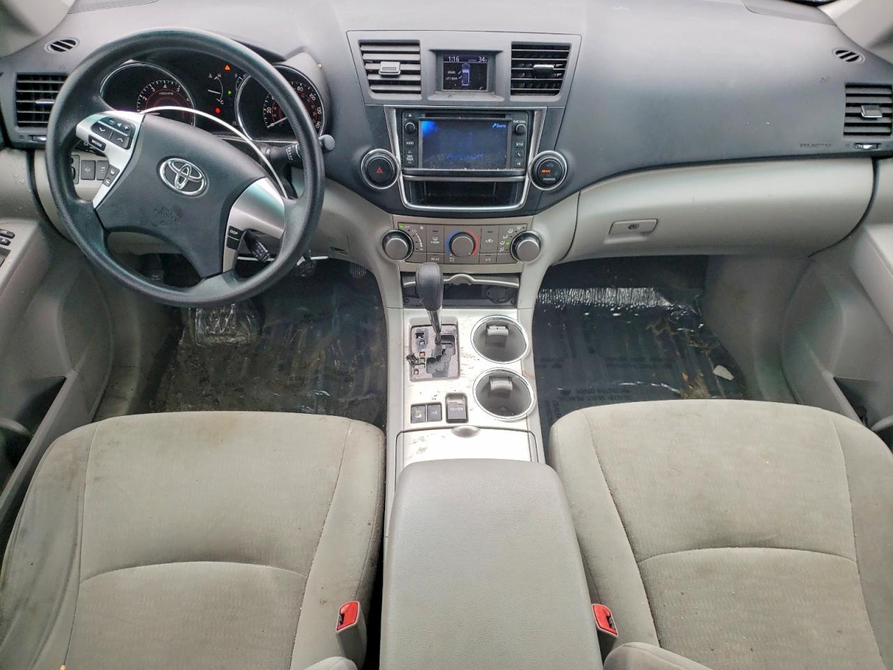 2013 TOYOTA HIGHLANDER