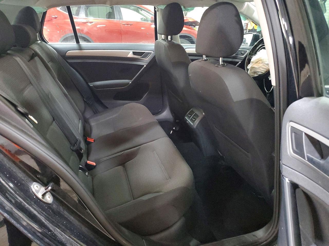 2016 VOLKSWAGEN GOLF