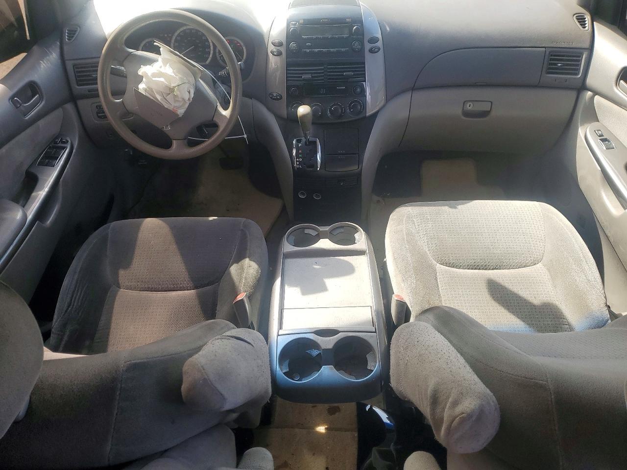 2007 TOYOTA SIENNA