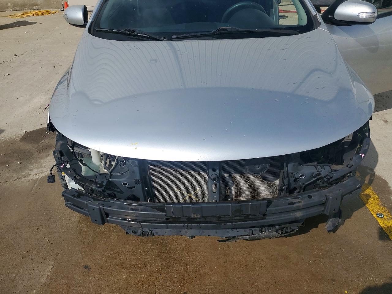 2010 KIA FORTE