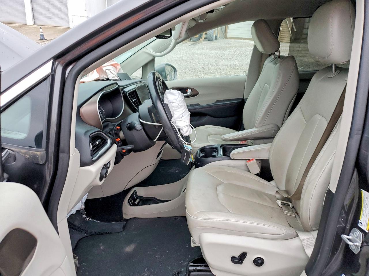 2019 CHRYSLER Pacifica