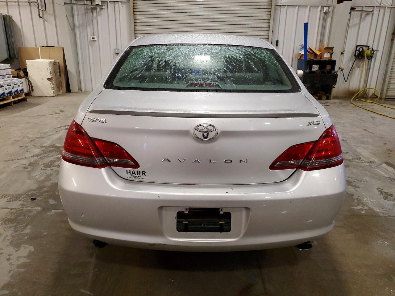 2008 TOYOTA Avalon