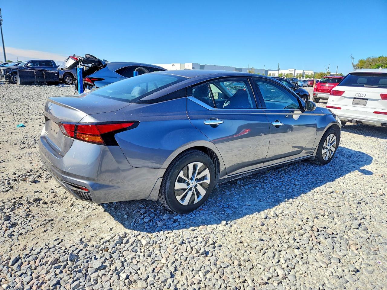 2022 NISSAN ALTIMA