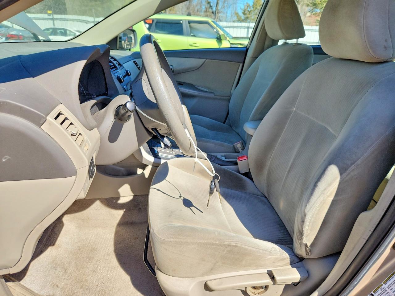 2010 TOYOTA COROLLA