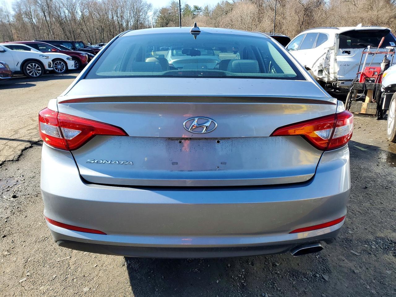 2016 HYUNDAI SONATA