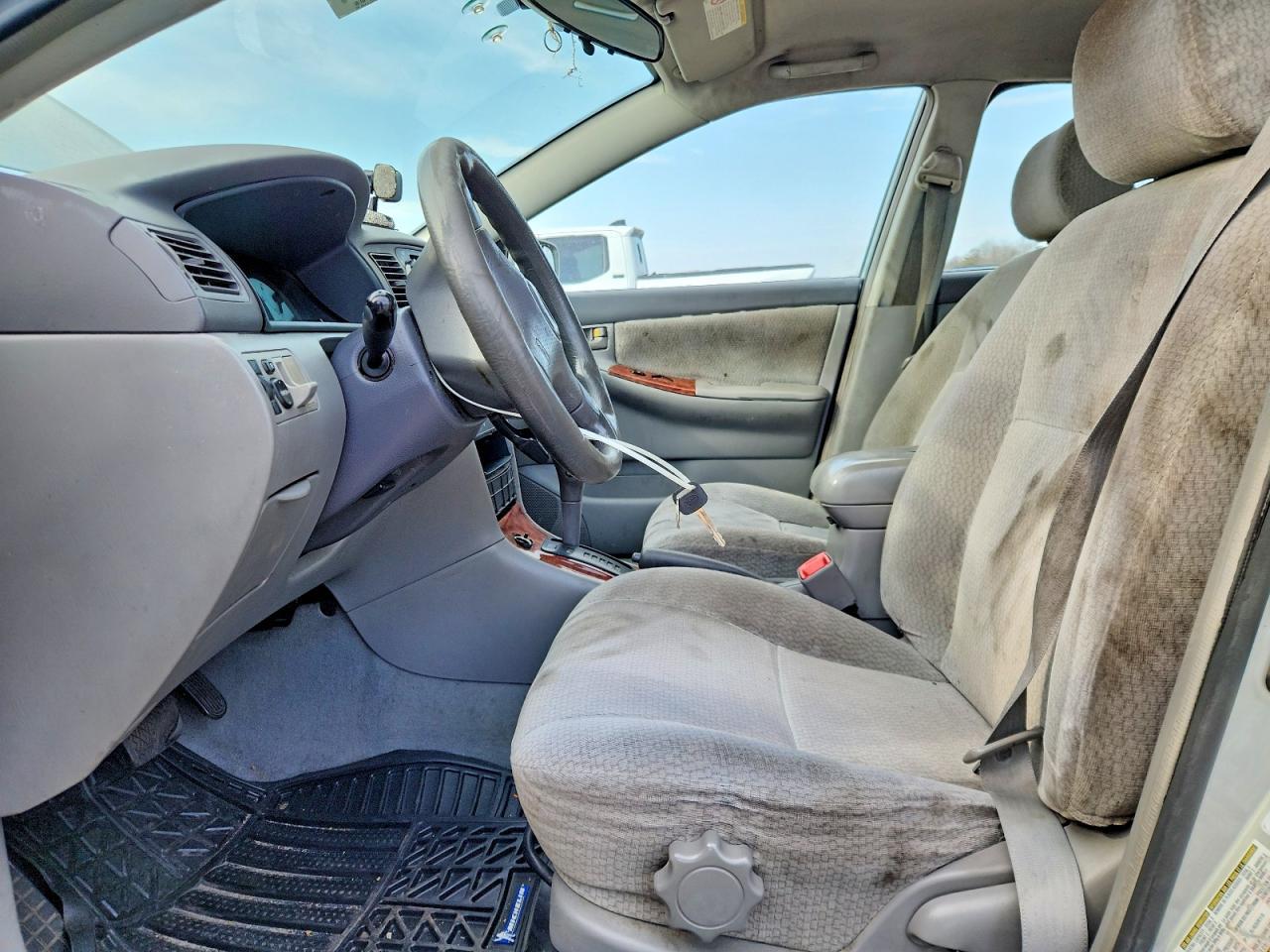 2004 TOYOTA COROLLA