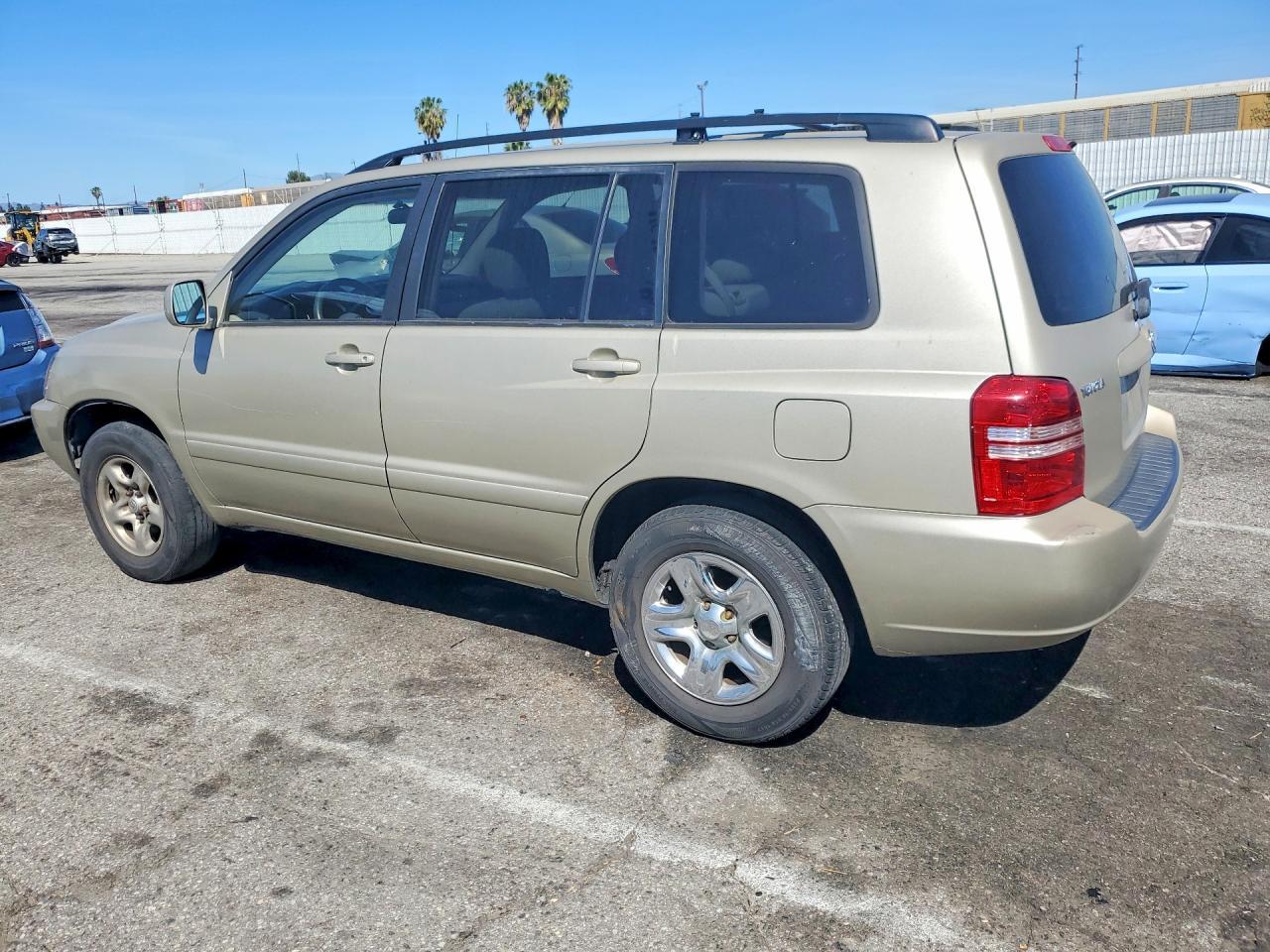 2002 TOYOTA HIGHLANDER