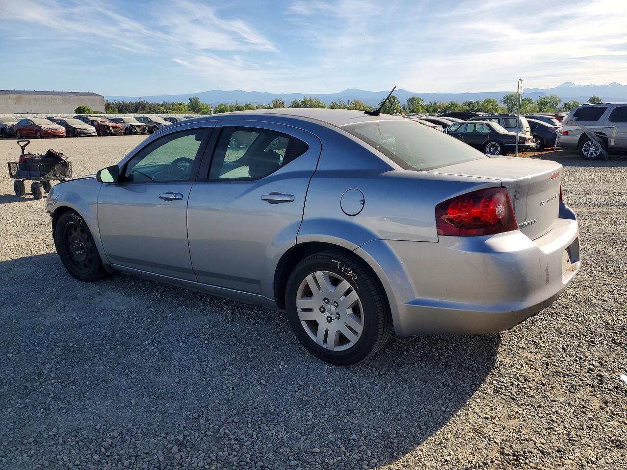 2014 DODGE Avenger